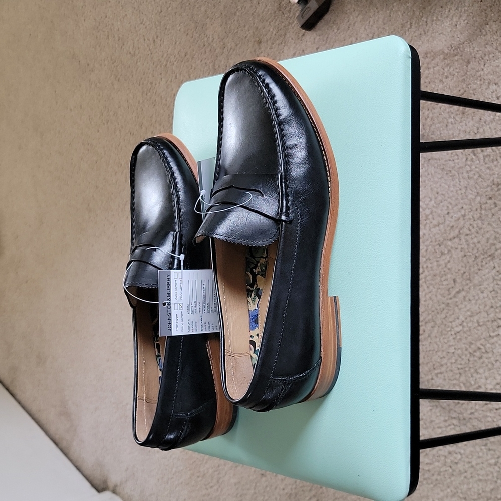 Johnston & Murphy Men's Penny Loafers. Size 11.5 M black